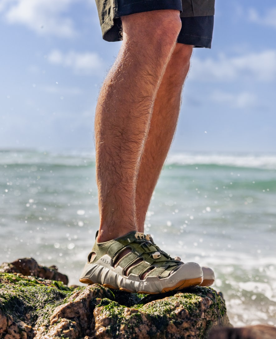 Men's Hyperport H2 Sandal | Abbey Stone/Golden Cypress - Image 9